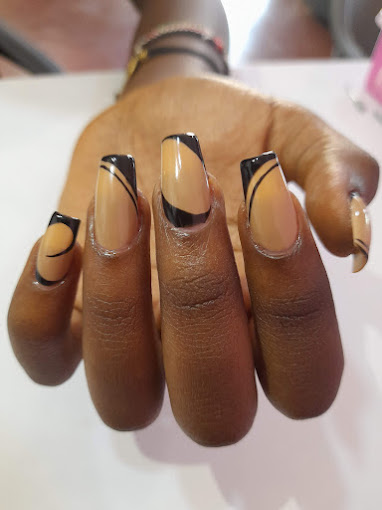 Qwetu Nails Studio