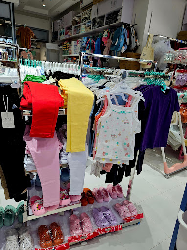 Baby Shop & Kids Shop born beautiful fashions