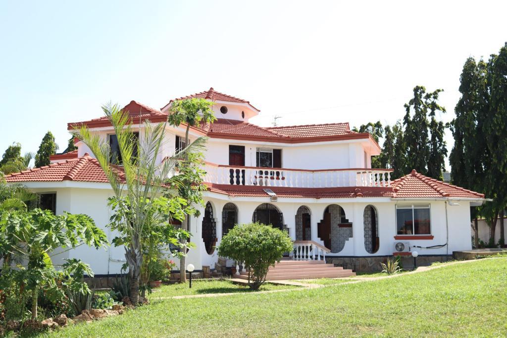 Beach Road Mansion Nyali