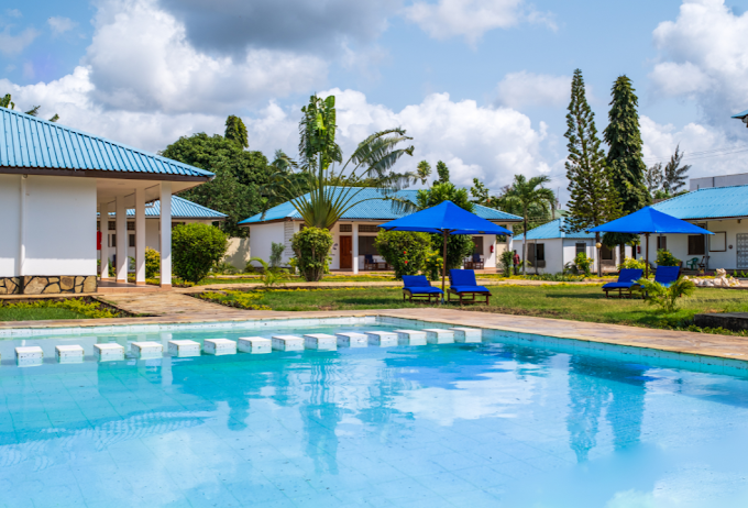 Germano Cottages Garden and Pool