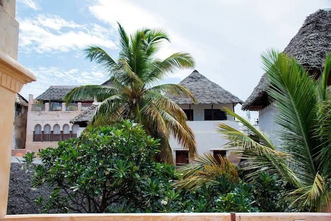 Lamu House Hotel & Beach Club