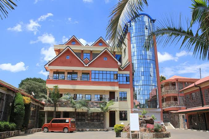 Nuru Palace Hotel