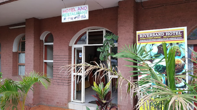 Hotel Riversand