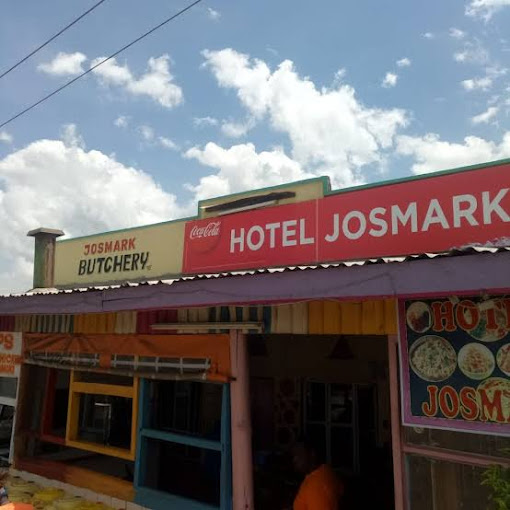 Josmark Hotel