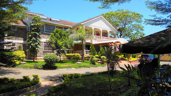 Le Savanna Country Lodge and Hotel