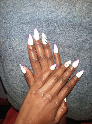 4Tee nails