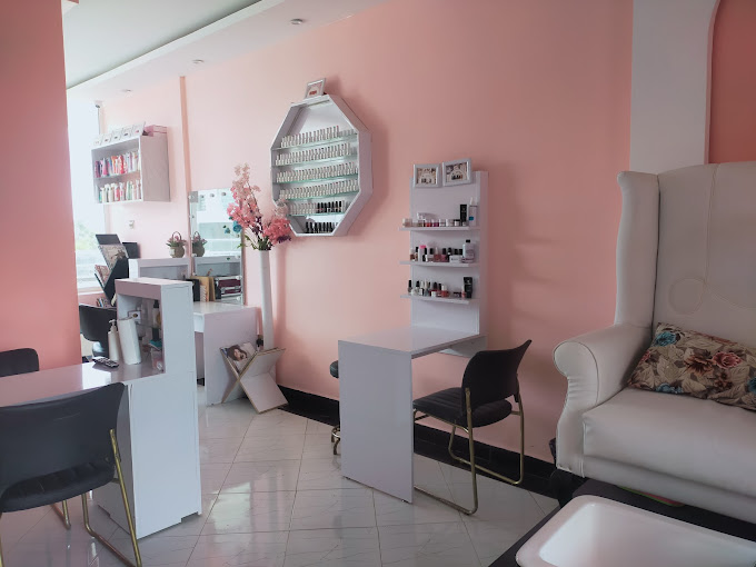 Lavish Spa & Salon