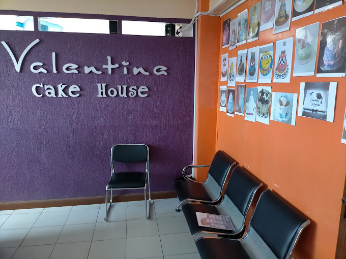 Valentine Cake House, Ruaka