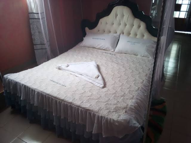 Ideal Hotel