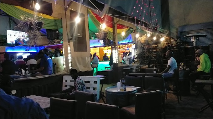 Quilox Lounge