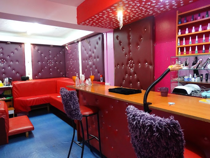 Urban Nails & Beauty Lounge Murang'a